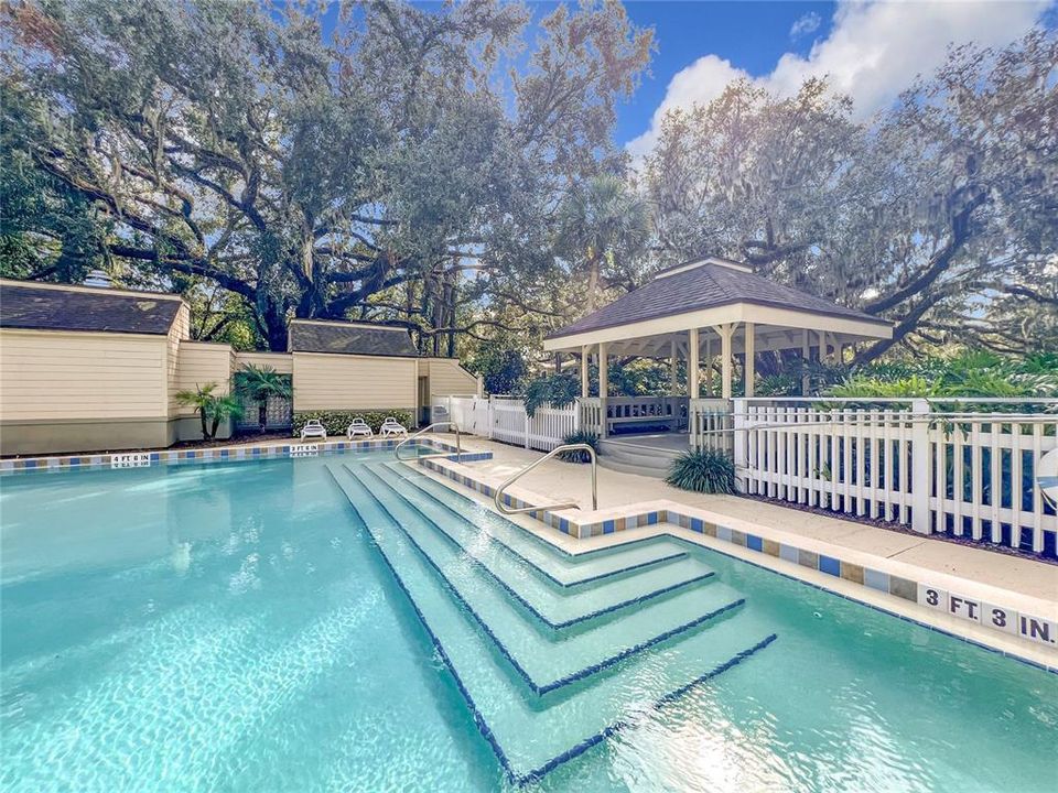 待售: $180,000 (2 贝兹, 2 浴室, 1252 平方英尺)