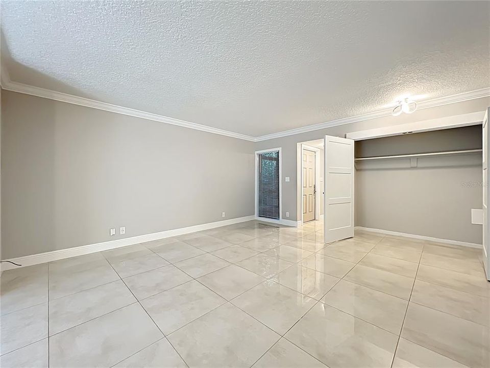 待售: $180,000 (2 贝兹, 2 浴室, 1252 平方英尺)