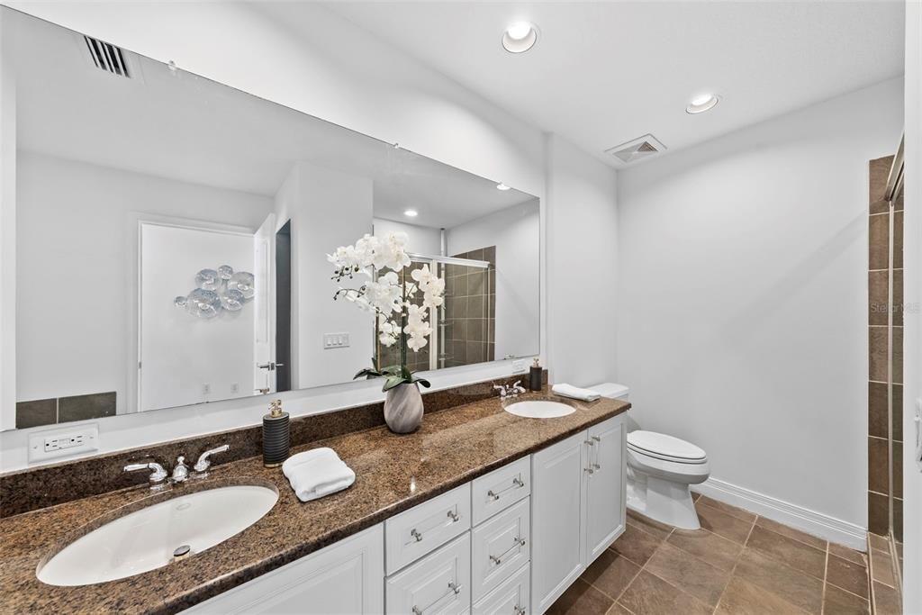 待售: $1,071,500 (3 贝兹, 3 浴室, 1733 平方英尺)