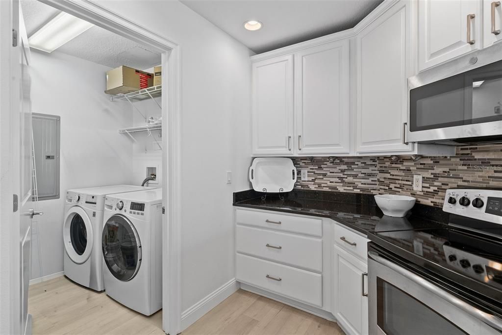 待售: $1,071,500 (3 贝兹, 3 浴室, 1733 平方英尺)