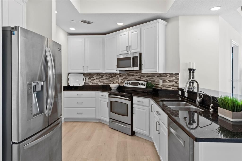 待售: $1,071,500 (3 贝兹, 3 浴室, 1733 平方英尺)