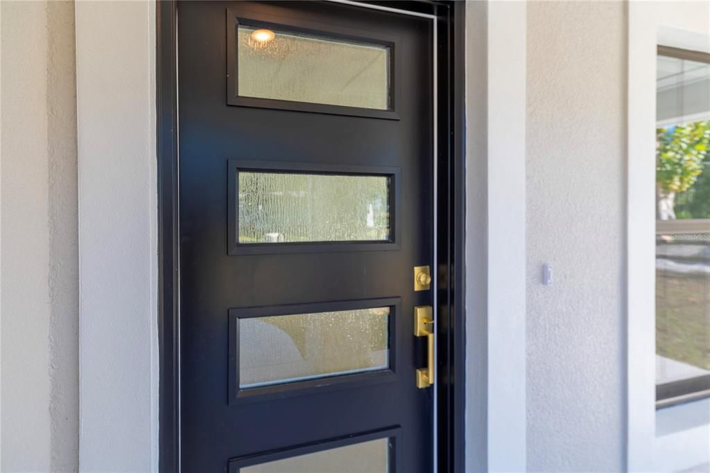 For Sale: $379,999 (3 beds, 2 baths, 1484 Square Feet)