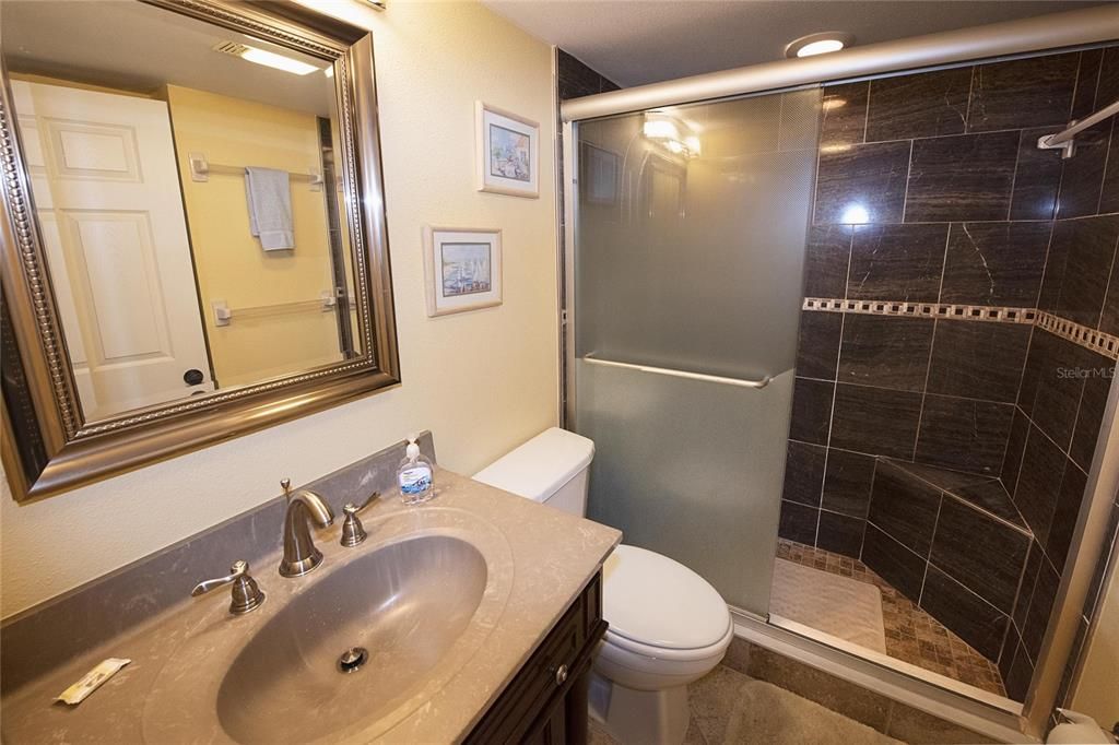 В аренду: $6,300 (3 спален, 2 ванн, 1240 Квадратных фут)