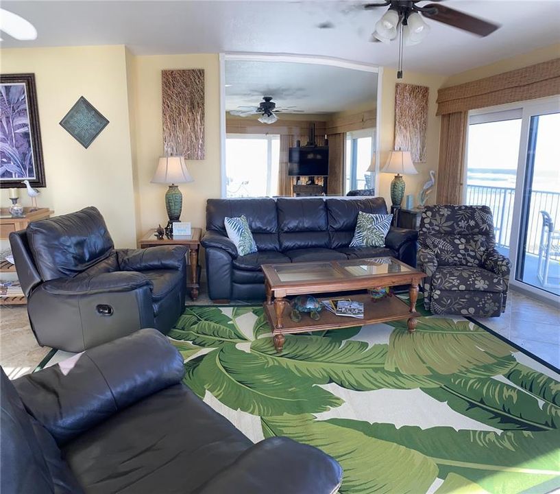 В аренду: $6,300 (3 спален, 2 ванн, 1240 Квадратных фут)