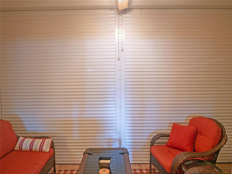 En Venta: $297,500 (2 camas, 2 baños, 1250 Pies cuadrados)