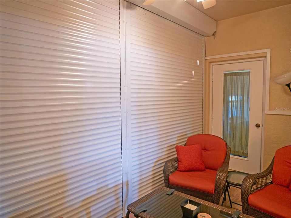 En Venta: $297,500 (2 camas, 2 baños, 1250 Pies cuadrados)