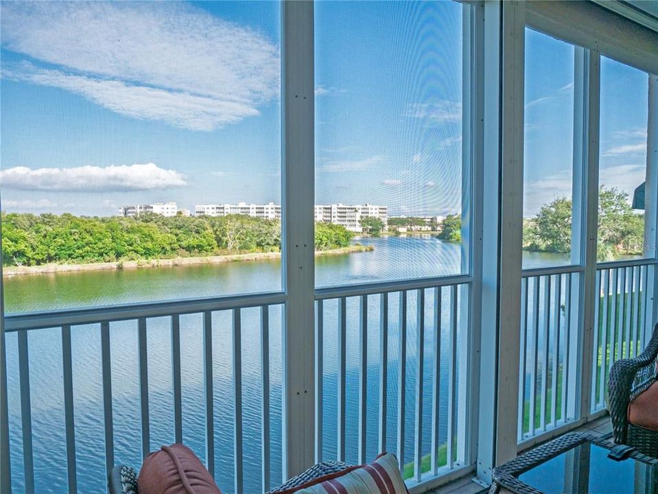 En Venta: $297,500 (2 camas, 2 baños, 1250 Pies cuadrados)