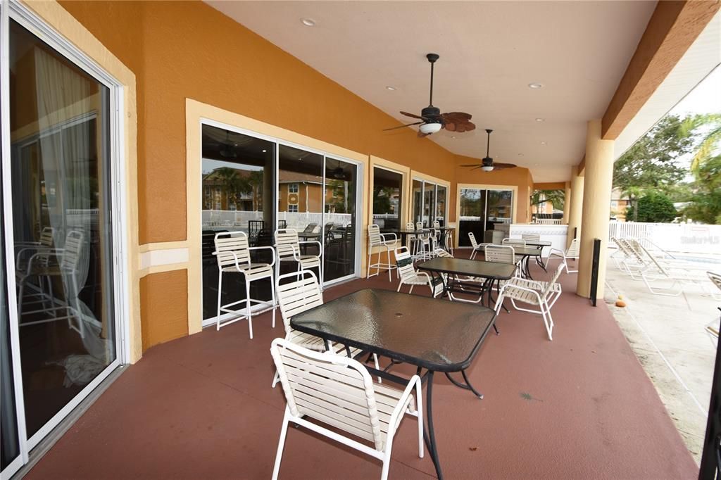 Active With Contract: $159,900 (2 beds, 2 baths, 1050 Square Feet)