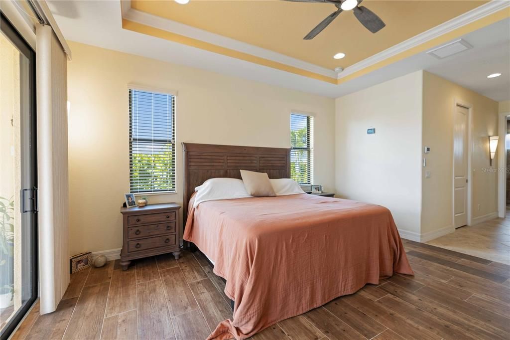 For Sale: $1,950,000 (3 beds, 2 baths, 2934 Square Feet)