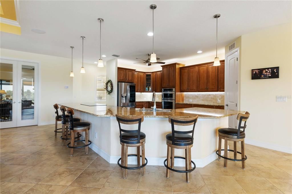 For Sale: $1,950,000 (3 beds, 2 baths, 2934 Square Feet)