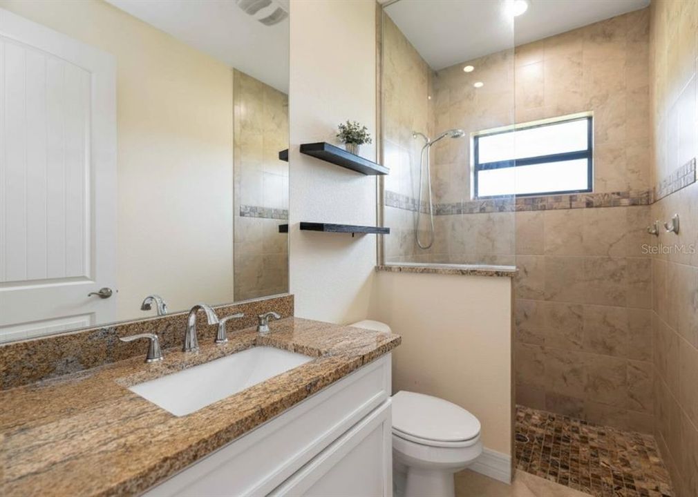 For Sale: $1,950,000 (3 beds, 2 baths, 2934 Square Feet)