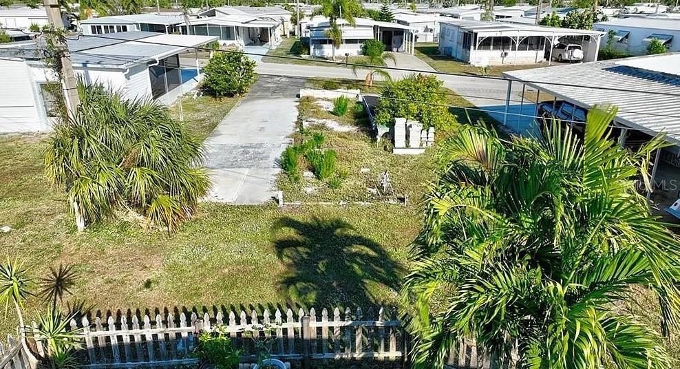 En Venta: $20,000 (0.10 acres)