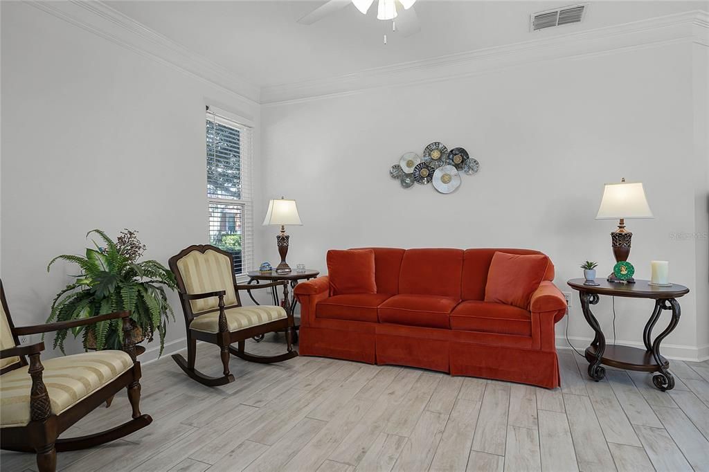 待售: $260,000 (3 贝兹, 2 浴室, 1378 平方英尺)