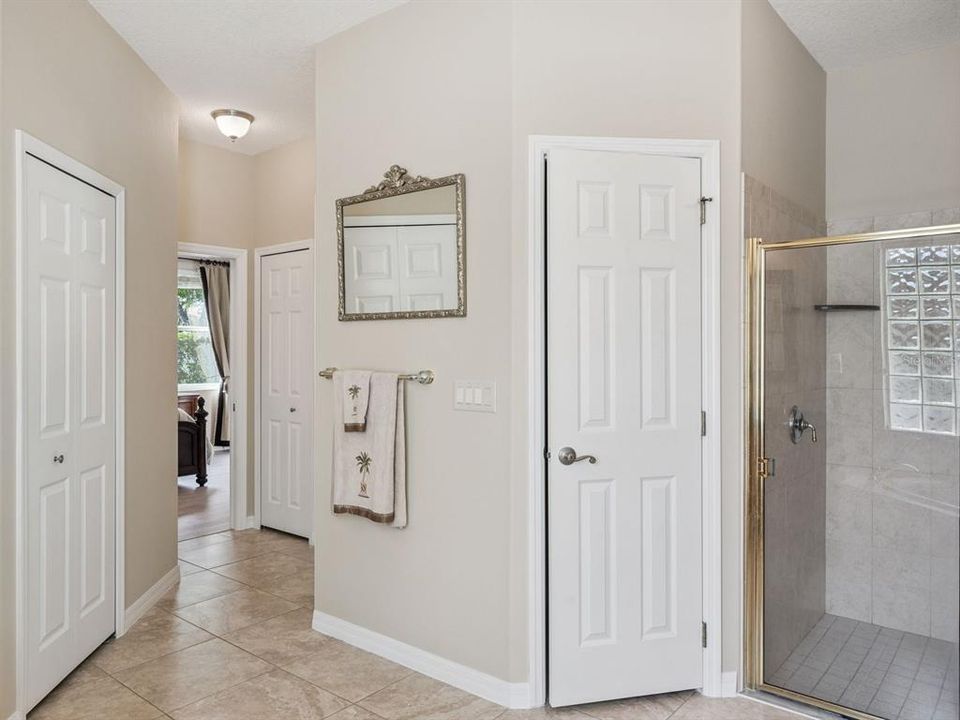 Active With Contract: $575,000 (4 beds, 3 baths, 2810 Square Feet)