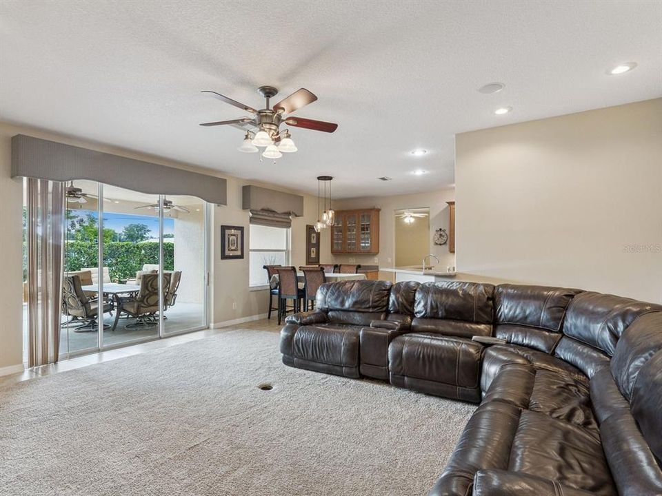 Active With Contract: $575,000 (4 beds, 3 baths, 2810 Square Feet)
