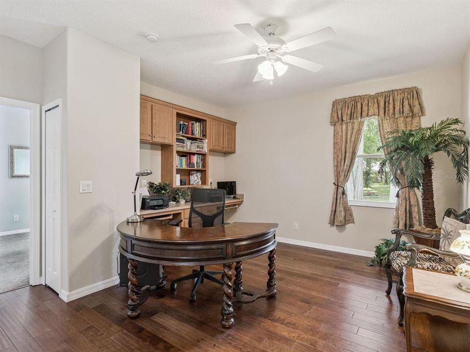 Active With Contract: $575,000 (4 beds, 3 baths, 2810 Square Feet)