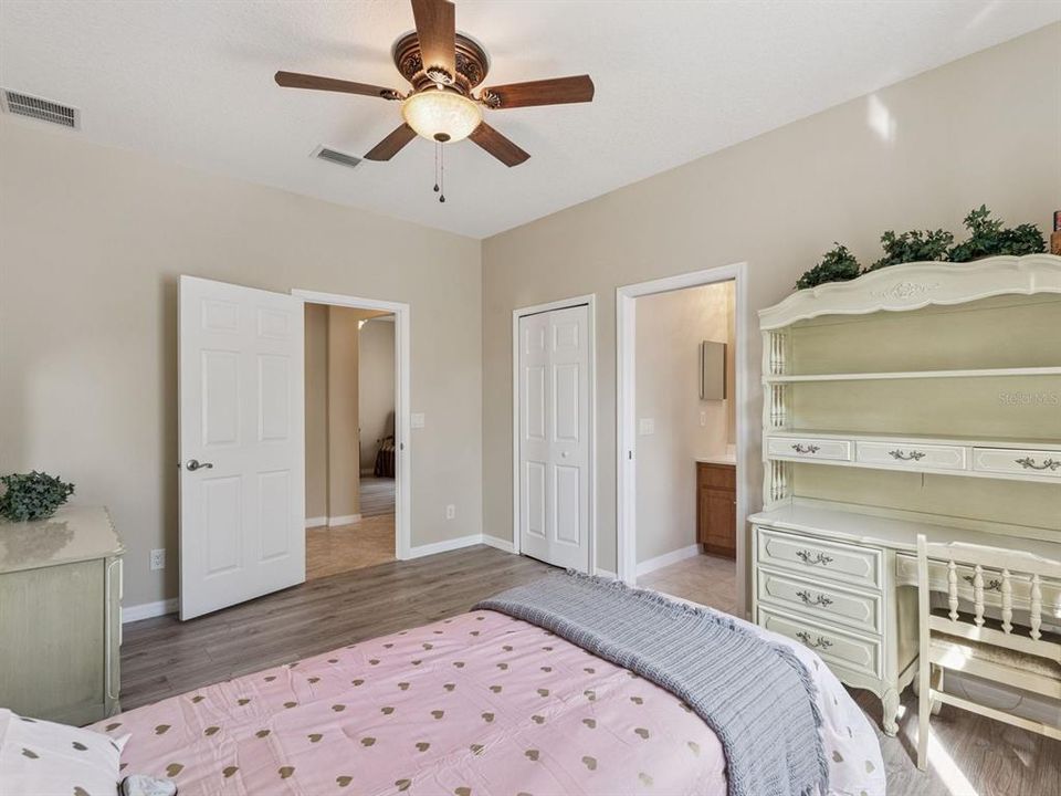 Active With Contract: $575,000 (4 beds, 3 baths, 2810 Square Feet)