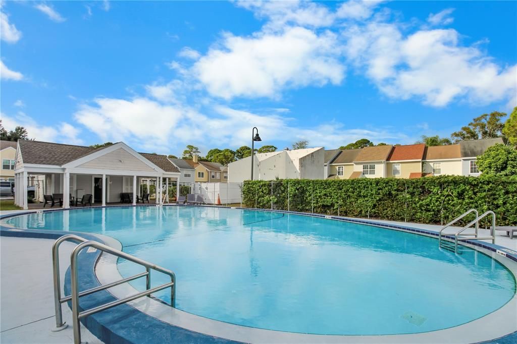 待售: $219,000 (2 贝兹, 2 浴室, 1161 平方英尺)