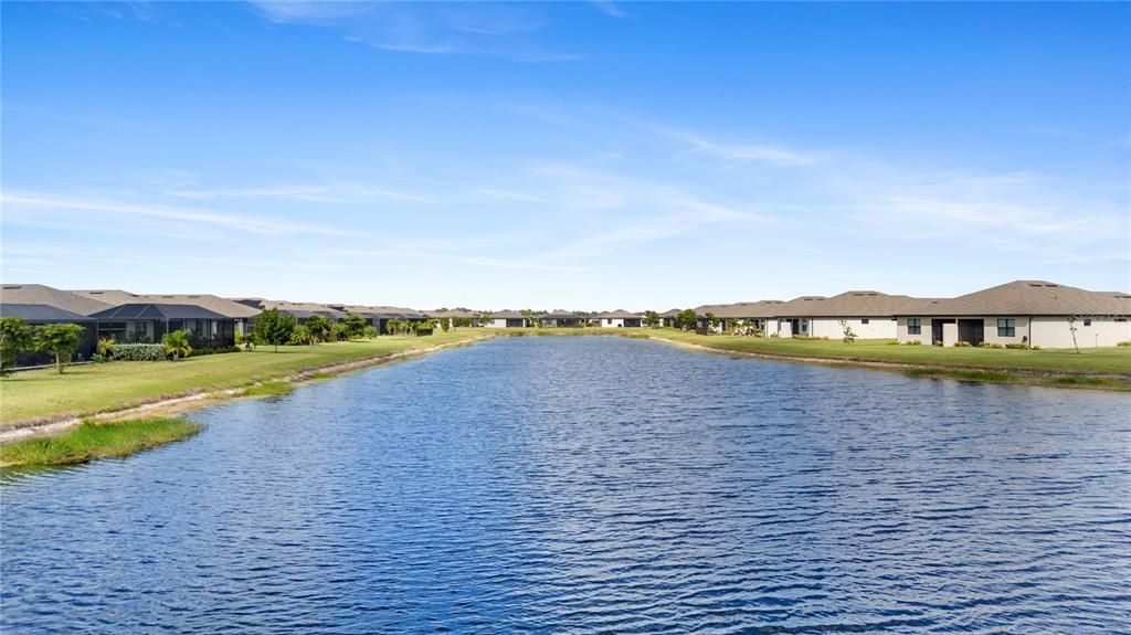 For Sale: $299,900 (2 beds, 2 baths, 1560 Square Feet)