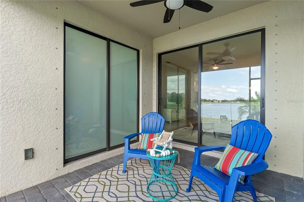 For Sale: $299,900 (2 beds, 2 baths, 1560 Square Feet)