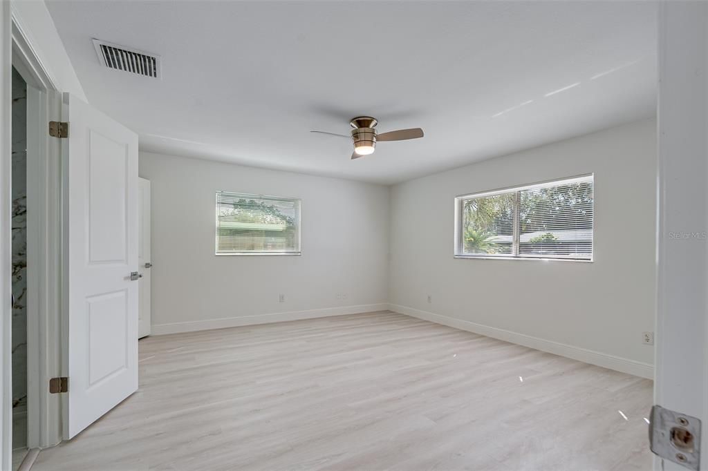 For Sale: $428,000 (3 beds, 2 baths, 1475 Square Feet)