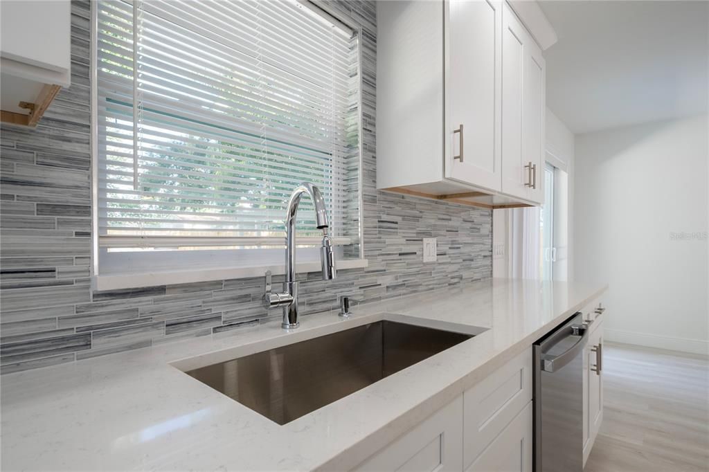 For Sale: $428,000 (3 beds, 2 baths, 1475 Square Feet)