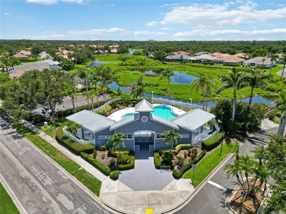 出租: $4,250 (4 贝兹, 3 浴室, 3022 平方英尺)