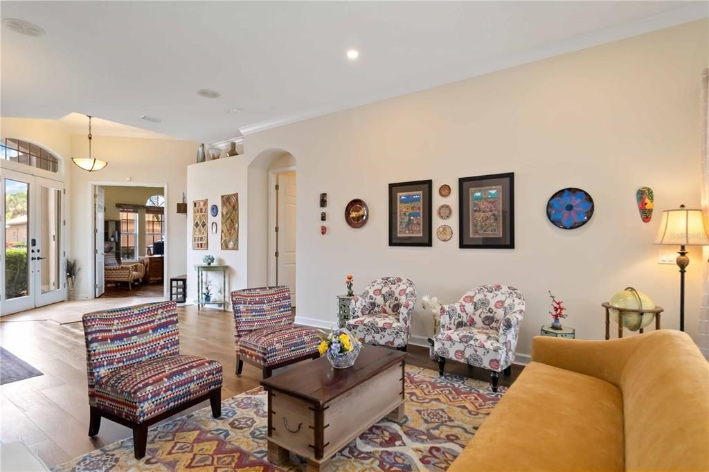 出租: $4,250 (4 贝兹, 3 浴室, 3022 平方英尺)