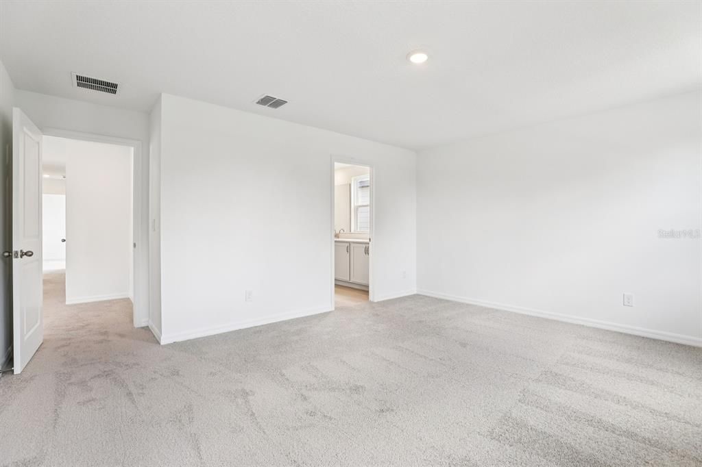 For Sale: $459,990 (3 beds, 2 baths, 2143 Square Feet)