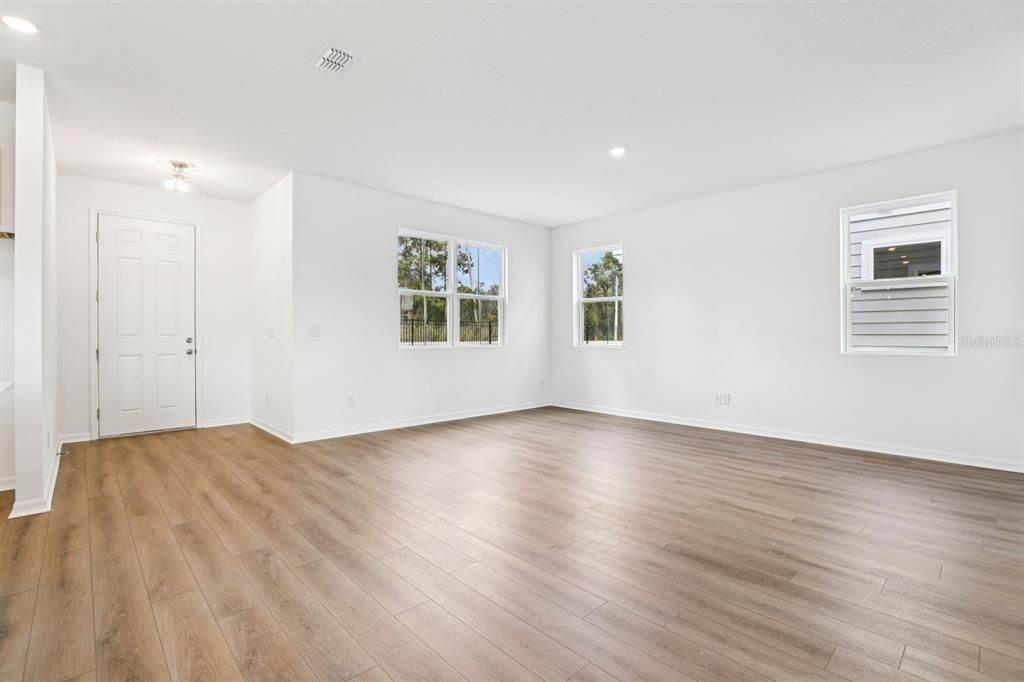 For Sale: $459,990 (3 beds, 2 baths, 2143 Square Feet)