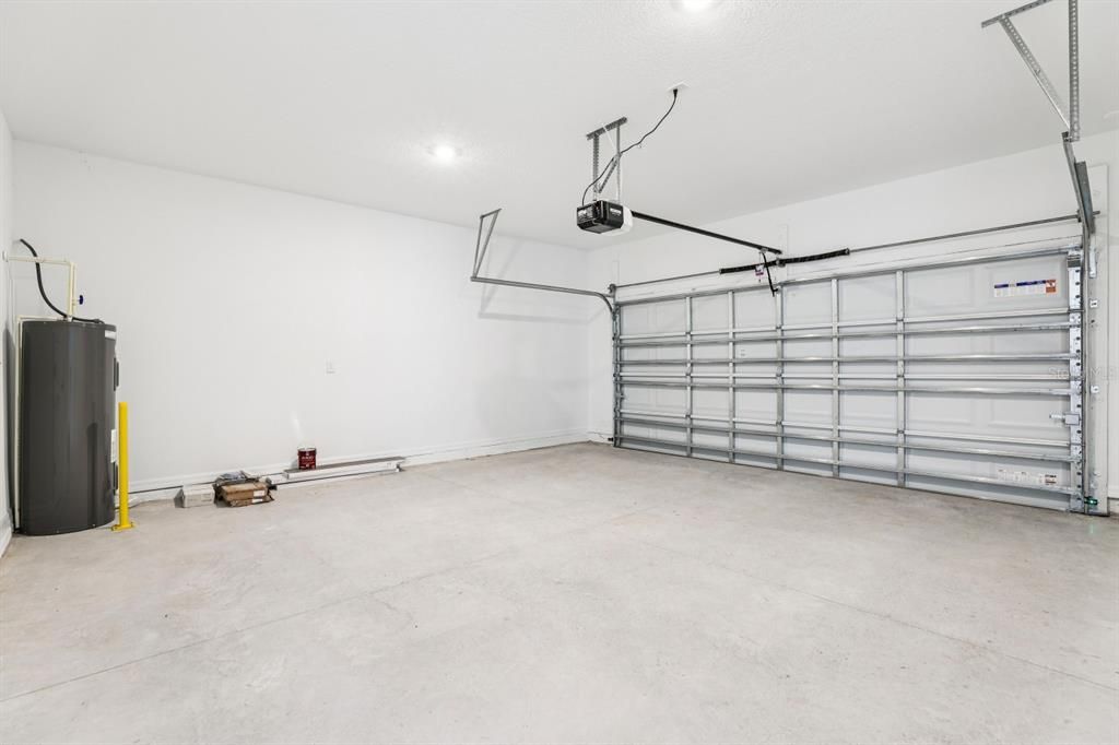 For Sale: $459,990 (3 beds, 2 baths, 2143 Square Feet)