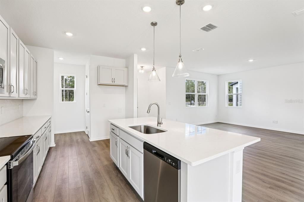 For Sale: $459,990 (3 beds, 2 baths, 2143 Square Feet)