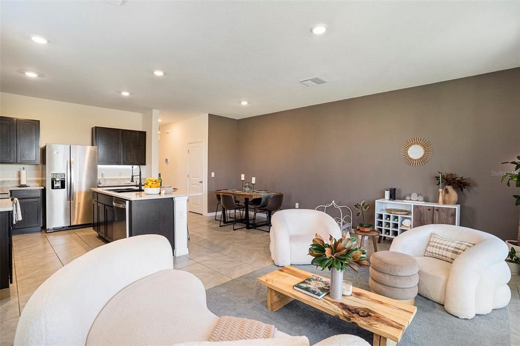 待售: $310,000 (3 贝兹, 2 浴室, 1785 平方英尺)