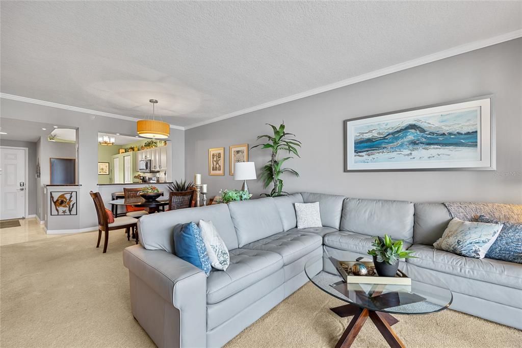 For Sale: $674,900 (2 beds, 2 baths, 1145 Square Feet)