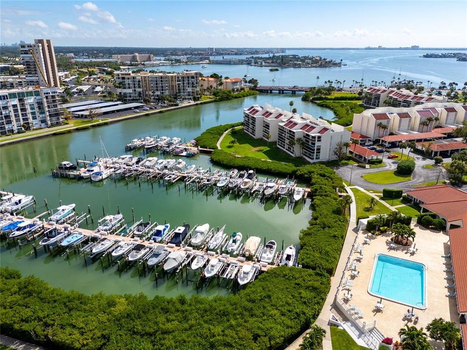 For Sale: $674,900 (2 beds, 2 baths, 1145 Square Feet)