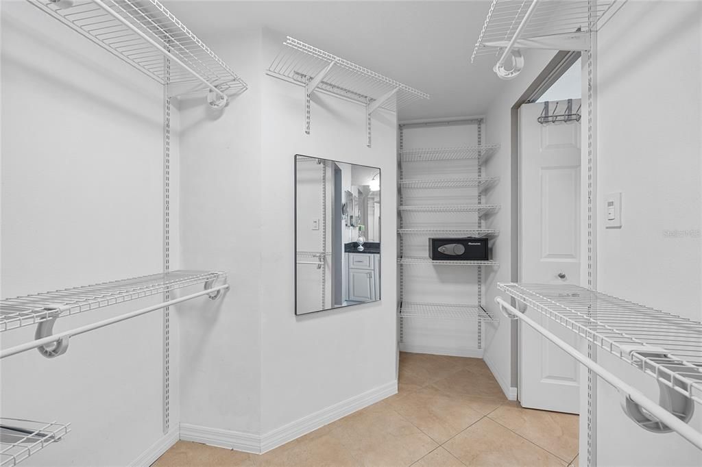 For Sale: $674,900 (2 beds, 2 baths, 1145 Square Feet)