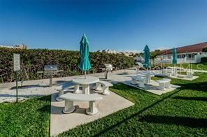 For Sale: $674,900 (2 beds, 2 baths, 1145 Square Feet)