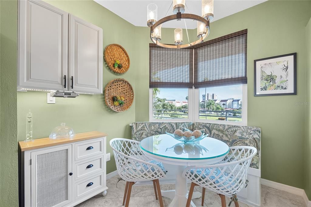 For Sale: $674,900 (2 beds, 2 baths, 1145 Square Feet)