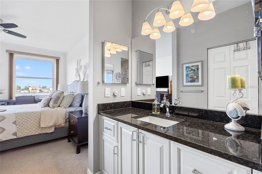 For Sale: $674,900 (2 beds, 2 baths, 1145 Square Feet)