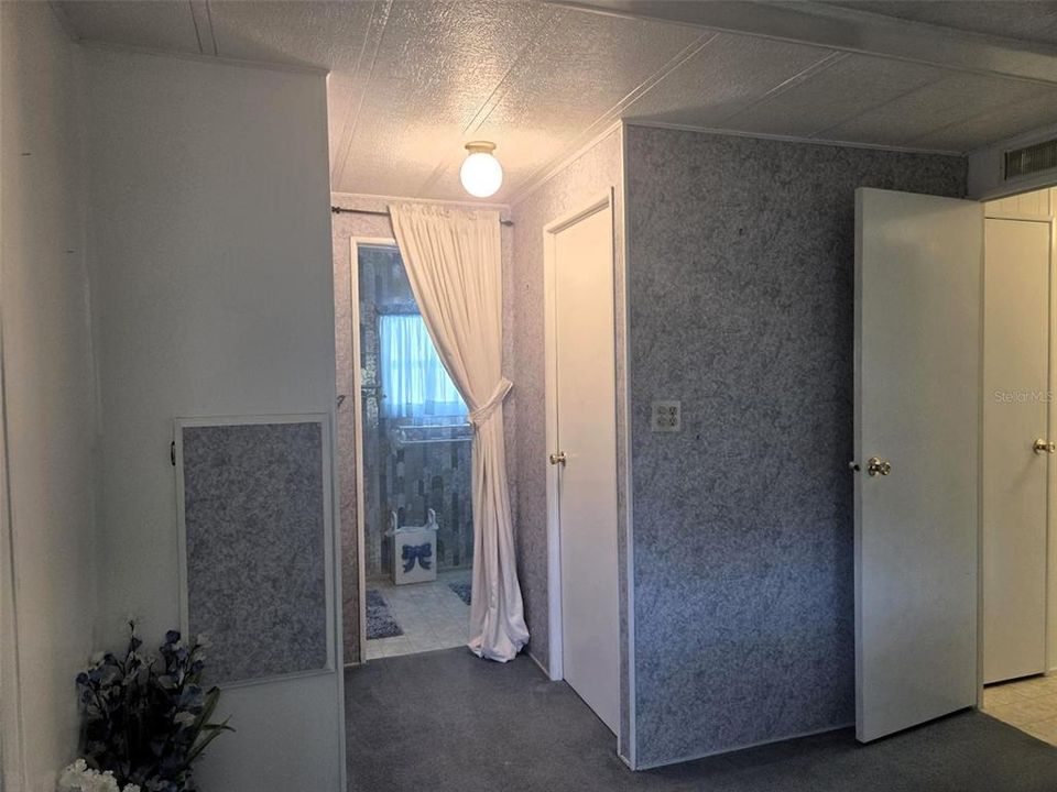 待售: $159,900 (2 贝兹, 2 浴室, 1056 平方英尺)