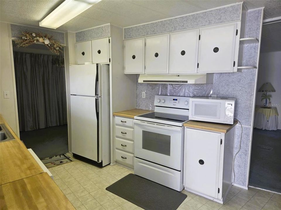 待售: $159,900 (2 贝兹, 2 浴室, 1056 平方英尺)