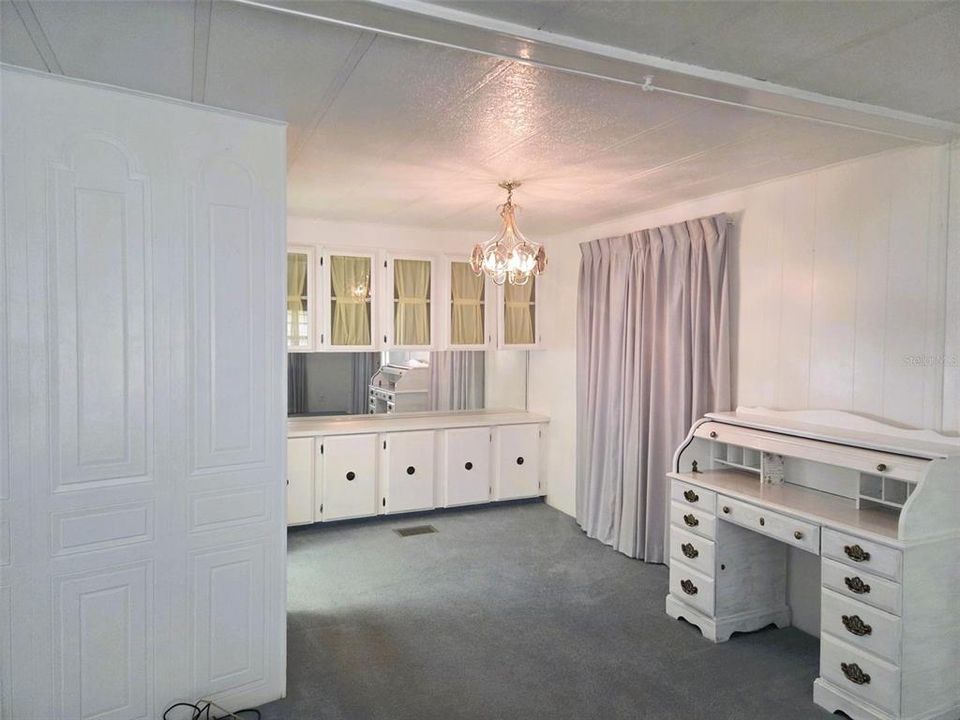 待售: $159,900 (2 贝兹, 2 浴室, 1056 平方英尺)