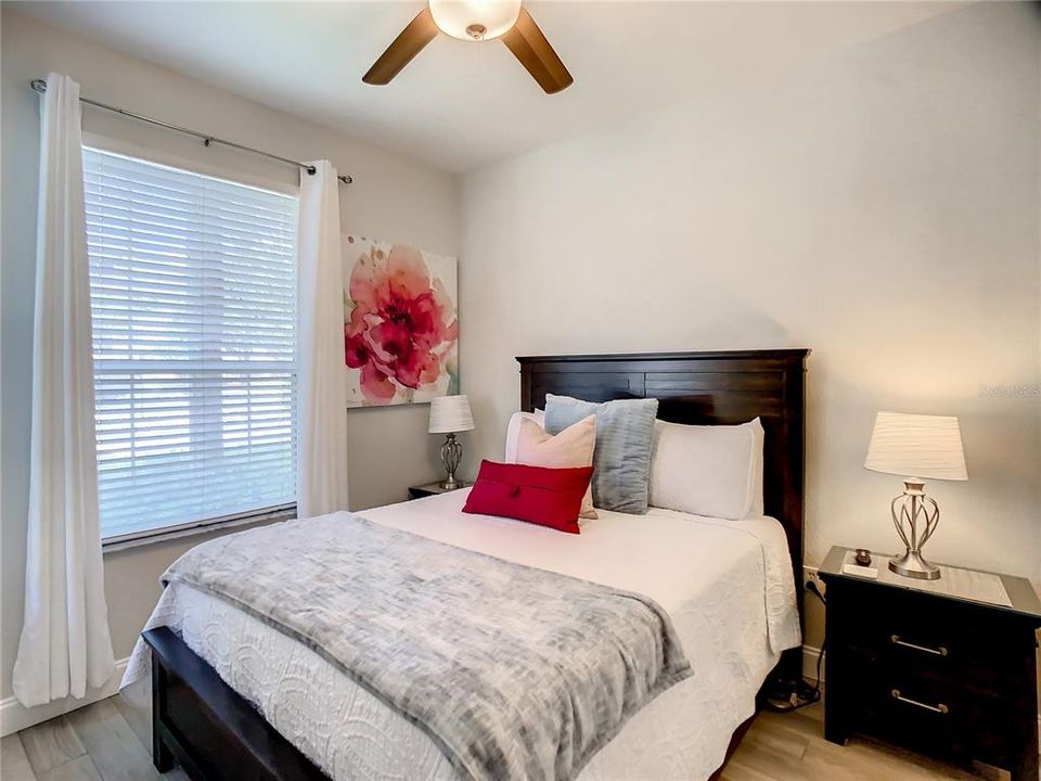 For Sale: $329,000 (3 beds, 2 baths, 1246 Square Feet)