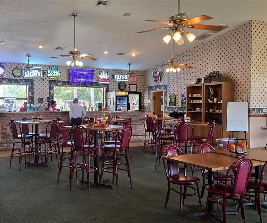 For Sale: $299,000 (2 beds, 2 baths, 1529 Square Feet)