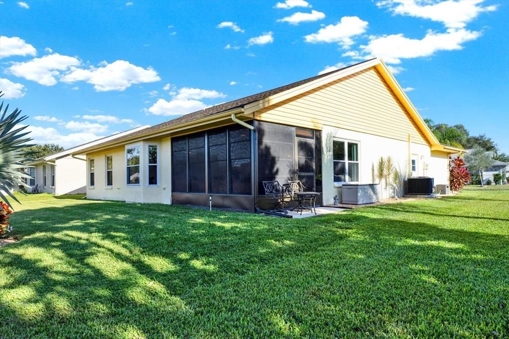 For Sale: $299,000 (2 beds, 2 baths, 1529 Square Feet)