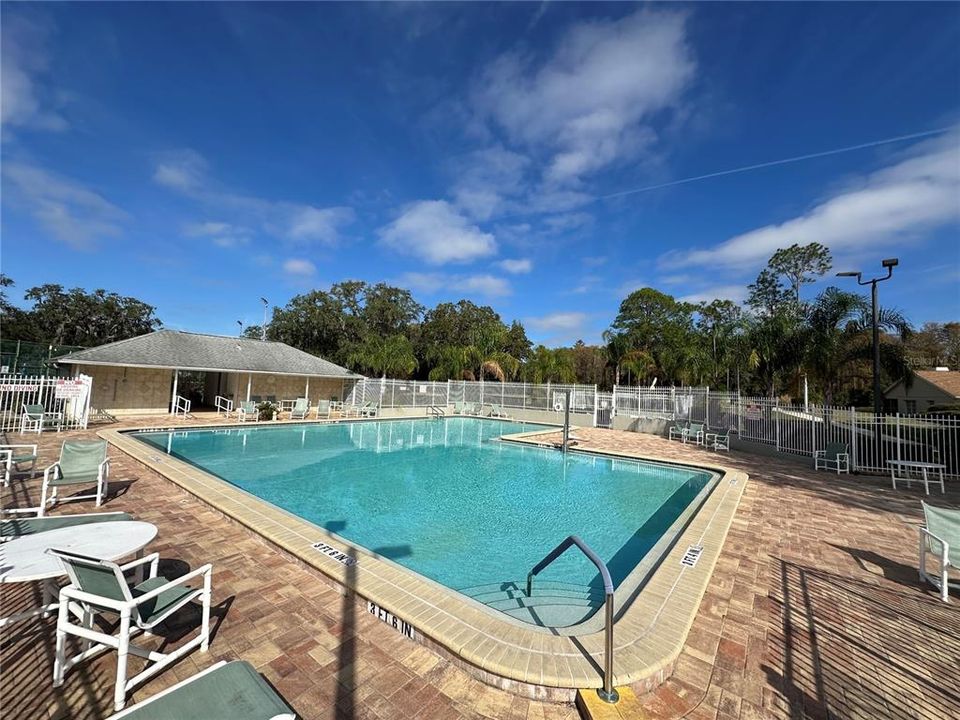 For Sale: $299,000 (2 beds, 2 baths, 1529 Square Feet)