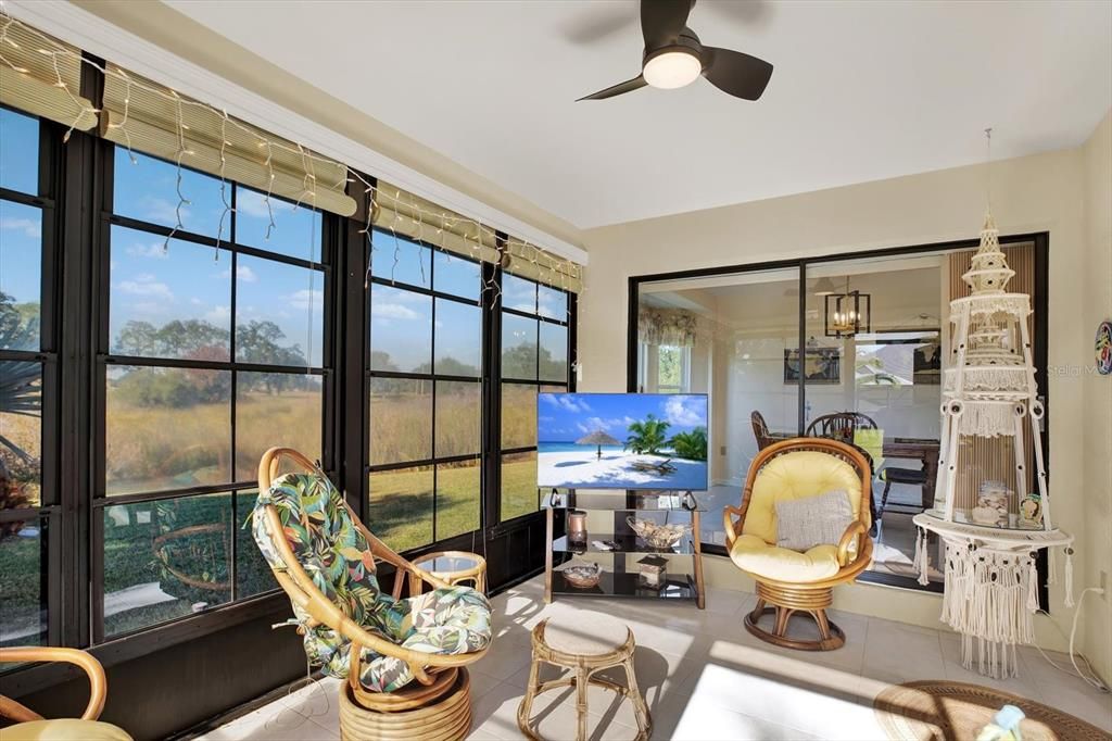 For Sale: $299,000 (2 beds, 2 baths, 1529 Square Feet)