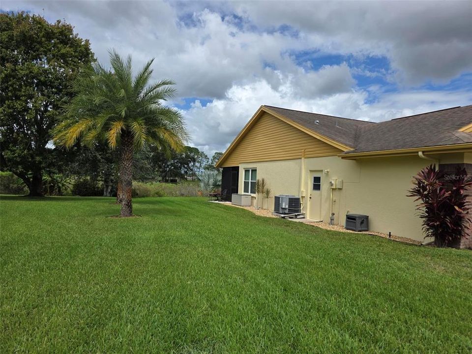 For Sale: $299,000 (2 beds, 2 baths, 1529 Square Feet)