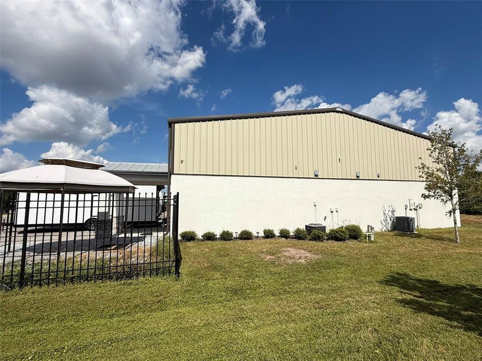 For Sale: $2,100,000 (0 beds, 0 baths, 7180 Square Feet)