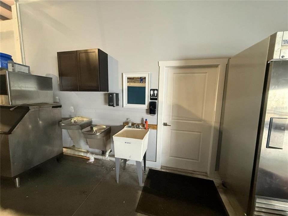 For Sale: $2,100,000 (0 beds, 0 baths, 7180 Square Feet)